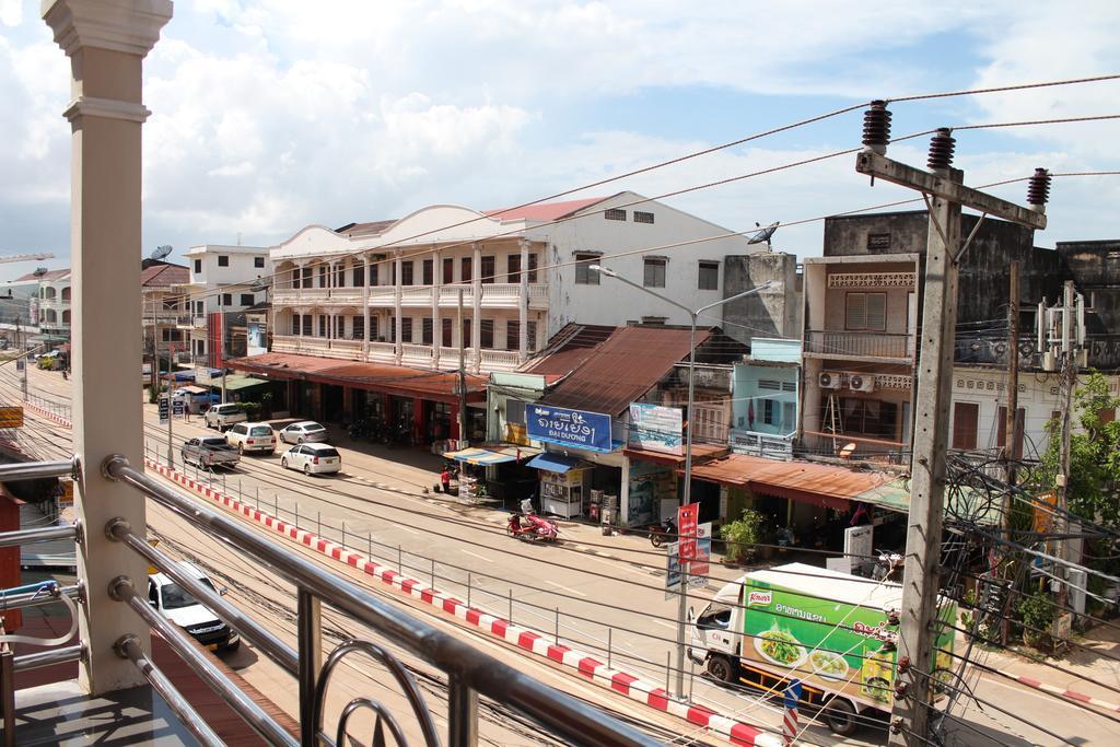 Alisa Guesthouse Pakse Exterior foto