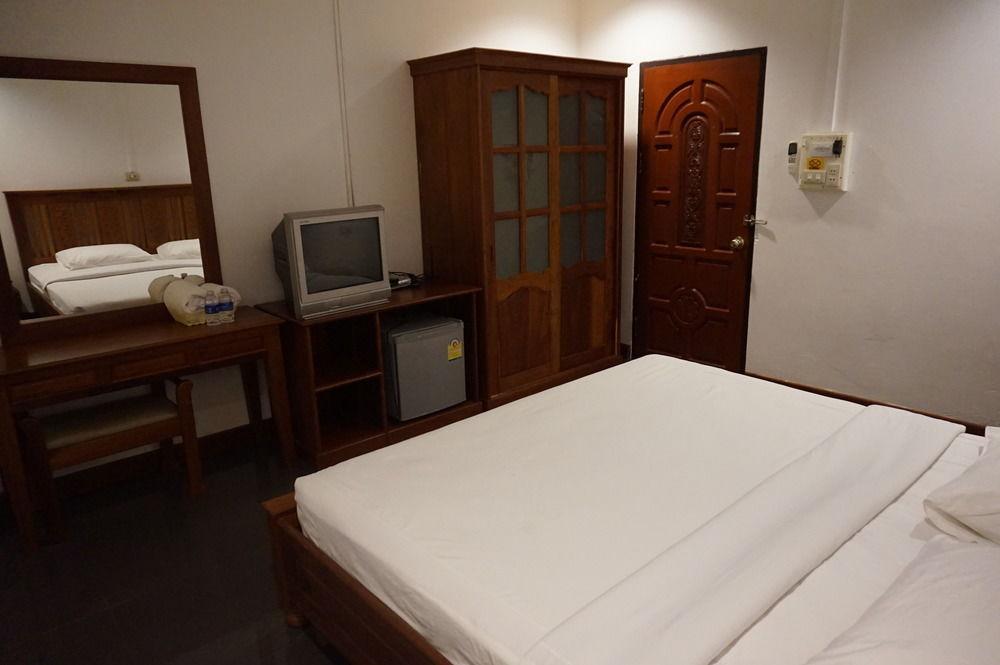 Alisa Guesthouse Pakse Exterior foto