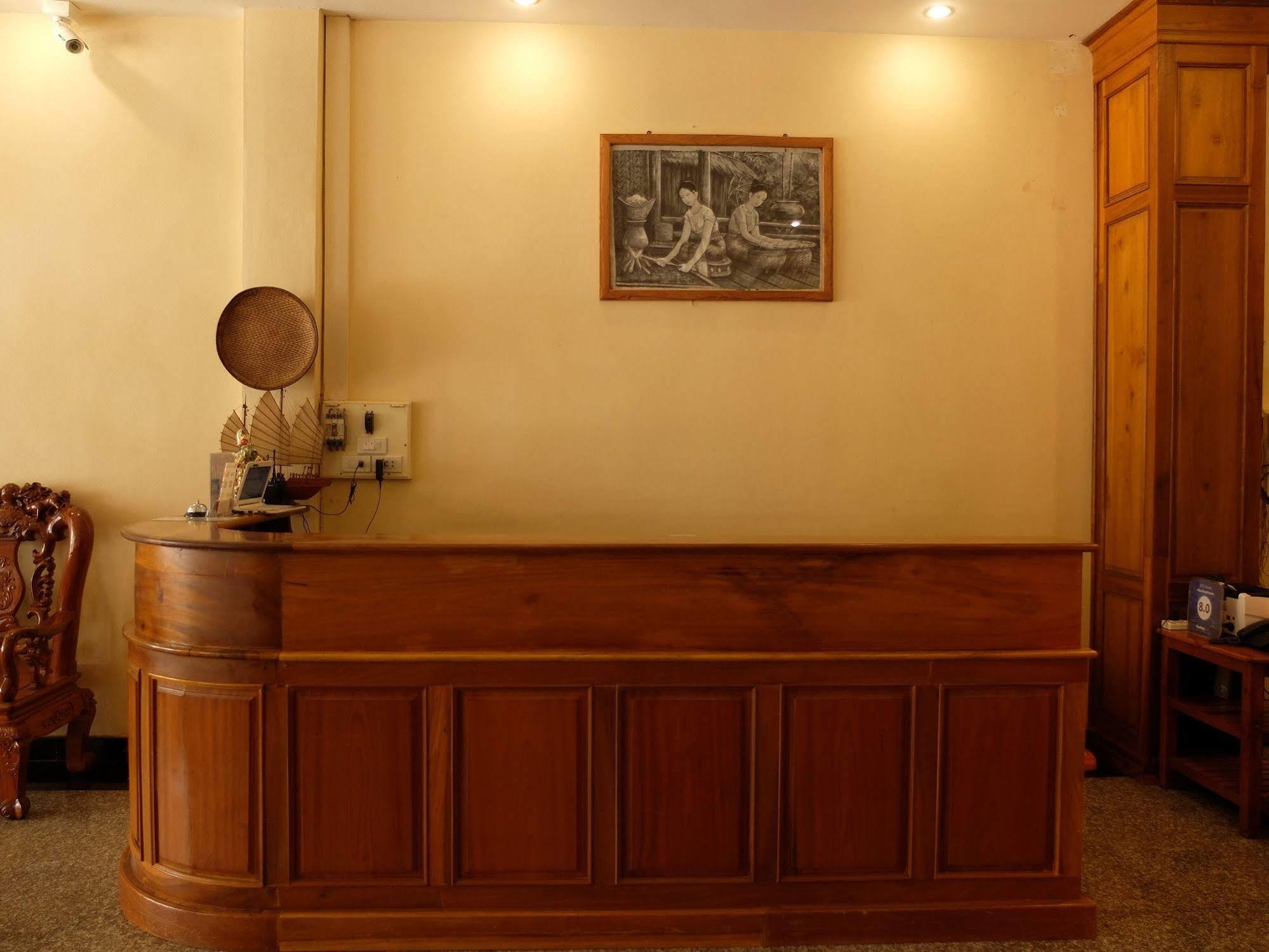 Alisa Guesthouse Pakse Exterior foto