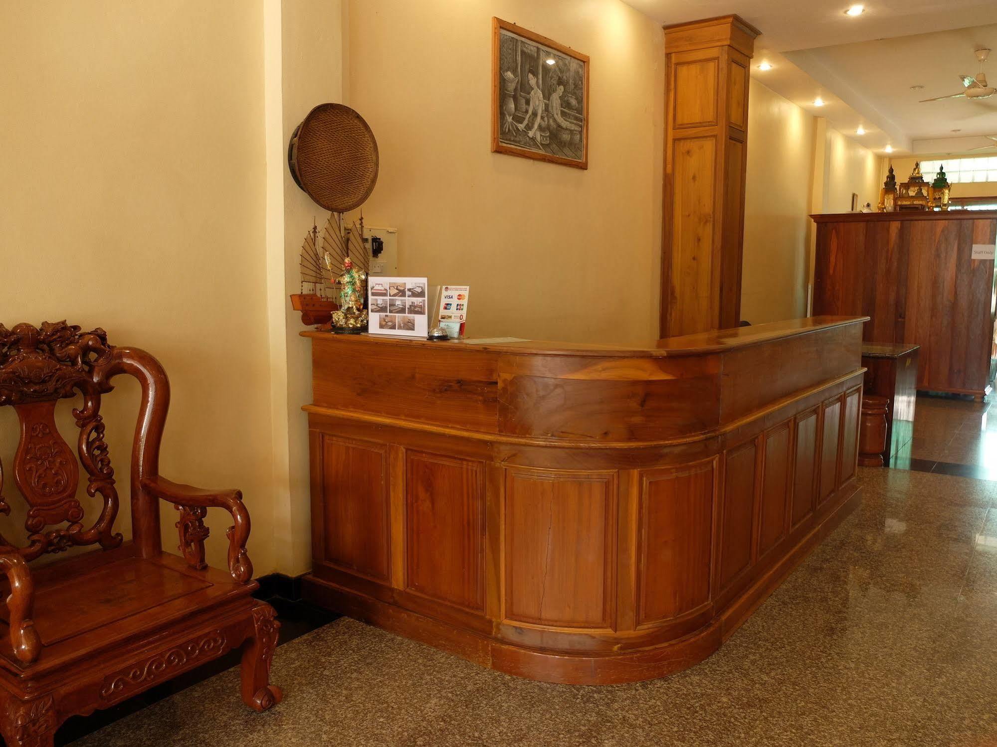 Alisa Guesthouse Pakse Exterior foto