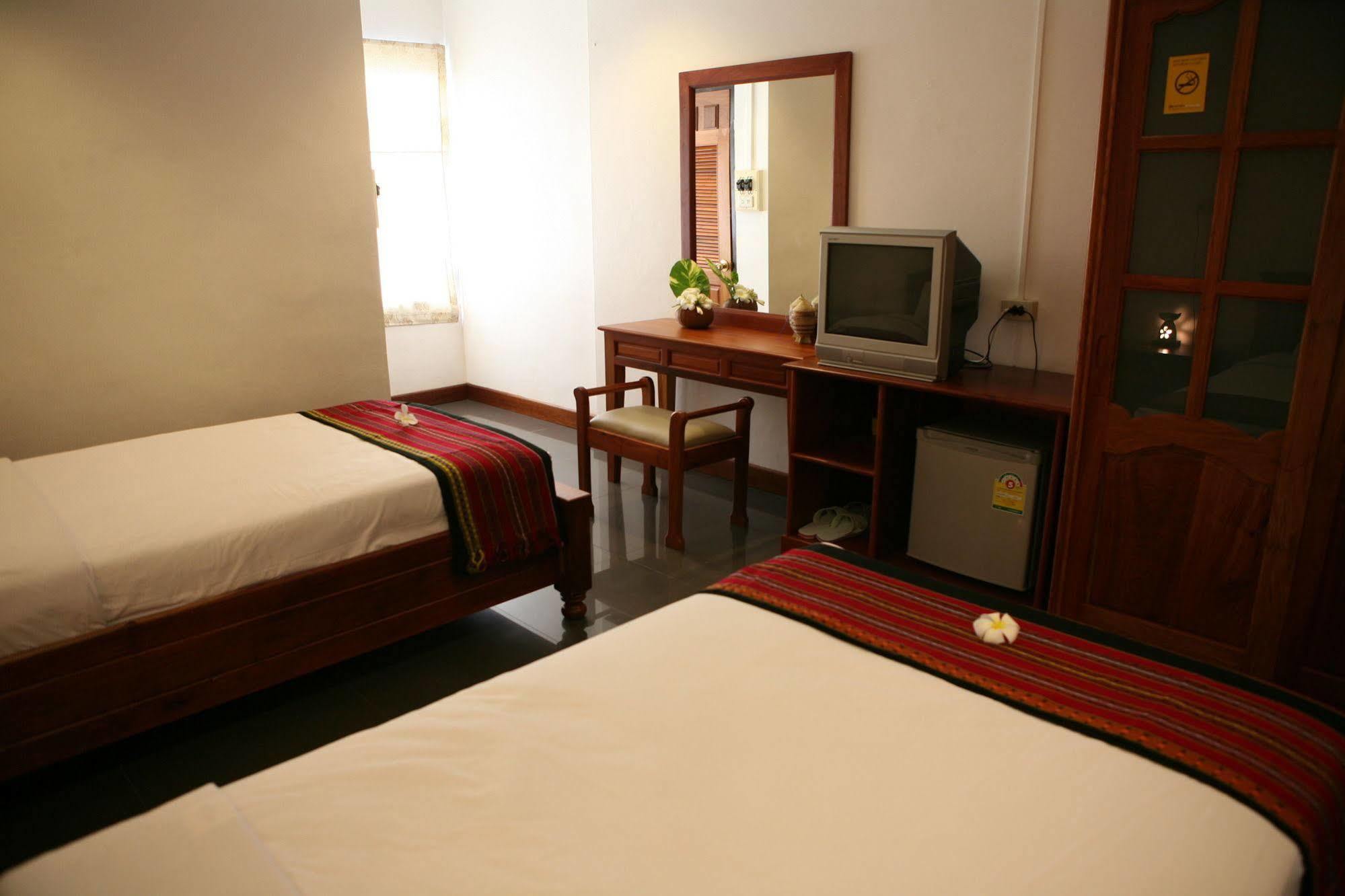 Alisa Guesthouse Pakse Exterior foto